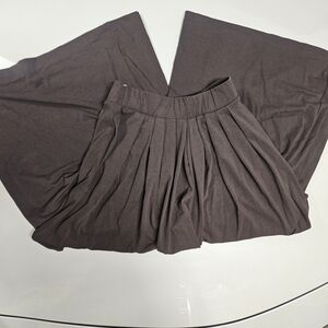 uniqlo wide leg pleated palazzo dark brown pants